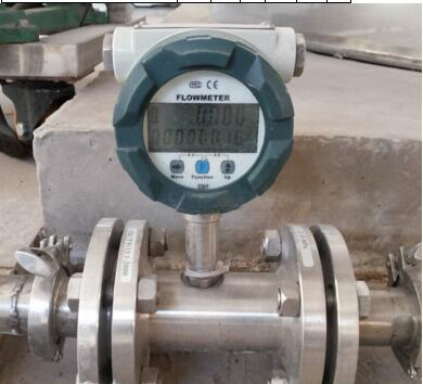 甲醇介質(zhì)流量計(jì)現(xiàn)場安裝使用圖